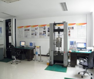 Computerized Universal Testing Machine